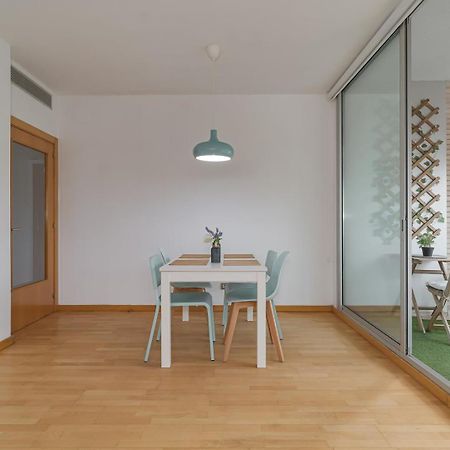 バルセロナGuestready - Sant Adria De Besos Hideawayアパートメント エクステリア 写真